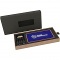 SCX.design P36 5000 mAh kabellose Powerbank mit Leuchtlogo, Reflexblau / Holz