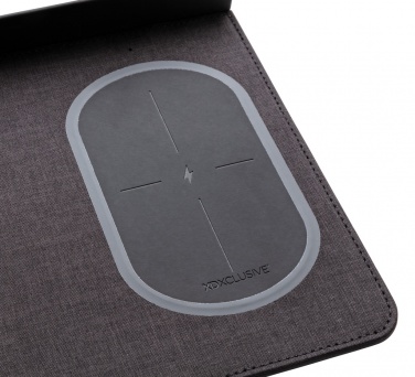 Logotrade Logogeschenke das Foto: Air Mousepad mit 5W Wireless Charger und USB