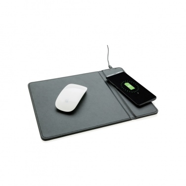 Logotrade Werbegeschenke das Foto: Mousepad mit Wireless-5W-Charging Funktion