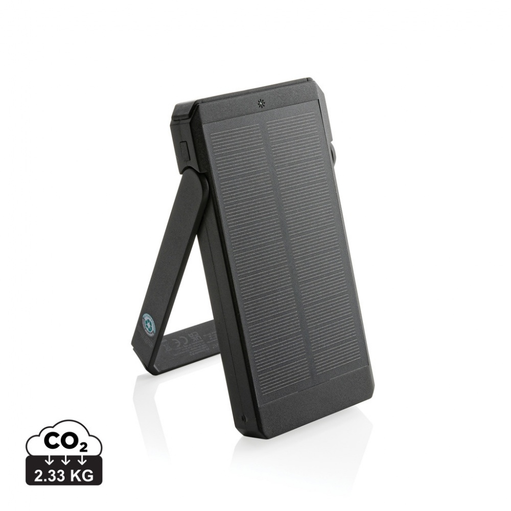 Logotrade Logogeschenke das Foto: Skywave 10000mAh Solarpowerbank aus RCS recycelt. Kunststoff