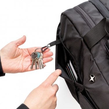 Logotrade werbemittel das Foto: Swiss Peak RFID Wochenendtasche mit Kofferöffnung