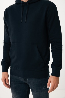 Logotrade Firmengeschenke das Foto: Iqoniq Rila Lightweight Hoodie aus recycelter Baumwolle