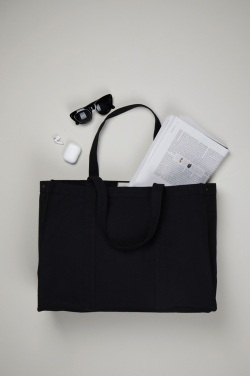 Logotrade Werbeartikel das Foto: VINGA Hilo AWARE™ Maxi-Tasche aus recyceltem Canvas