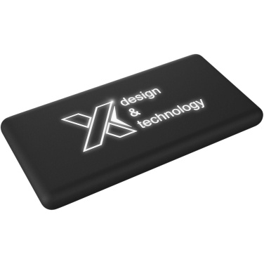 Logotrade Werbegeschenke das Foto: SCX.design P30 8000 mAh Solar Powerbank mit Leuchtlogo