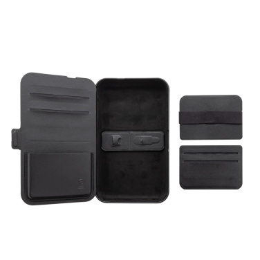 Logotrade werbemittel das Foto: Swiss Peak Travel-Case aus RCS rec. PU mit 3-in-1-Charger