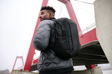 Logotrade Werbeartikel das Foto: Swiss Peak Aware™ Edin 100% RPET 15,6" Laptop Rucksack