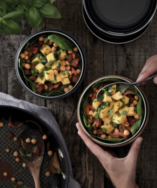 Logotrade Geschäftsgeschenke das Foto: Black+Blum Glass Lunch Bowl 750ml