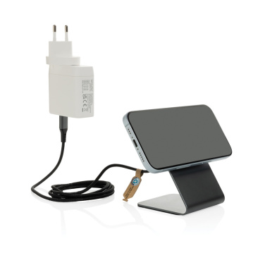 Logotrade Werbeartikel das Foto: Terra Aluminium 15W magnetischer Wireless-Charger