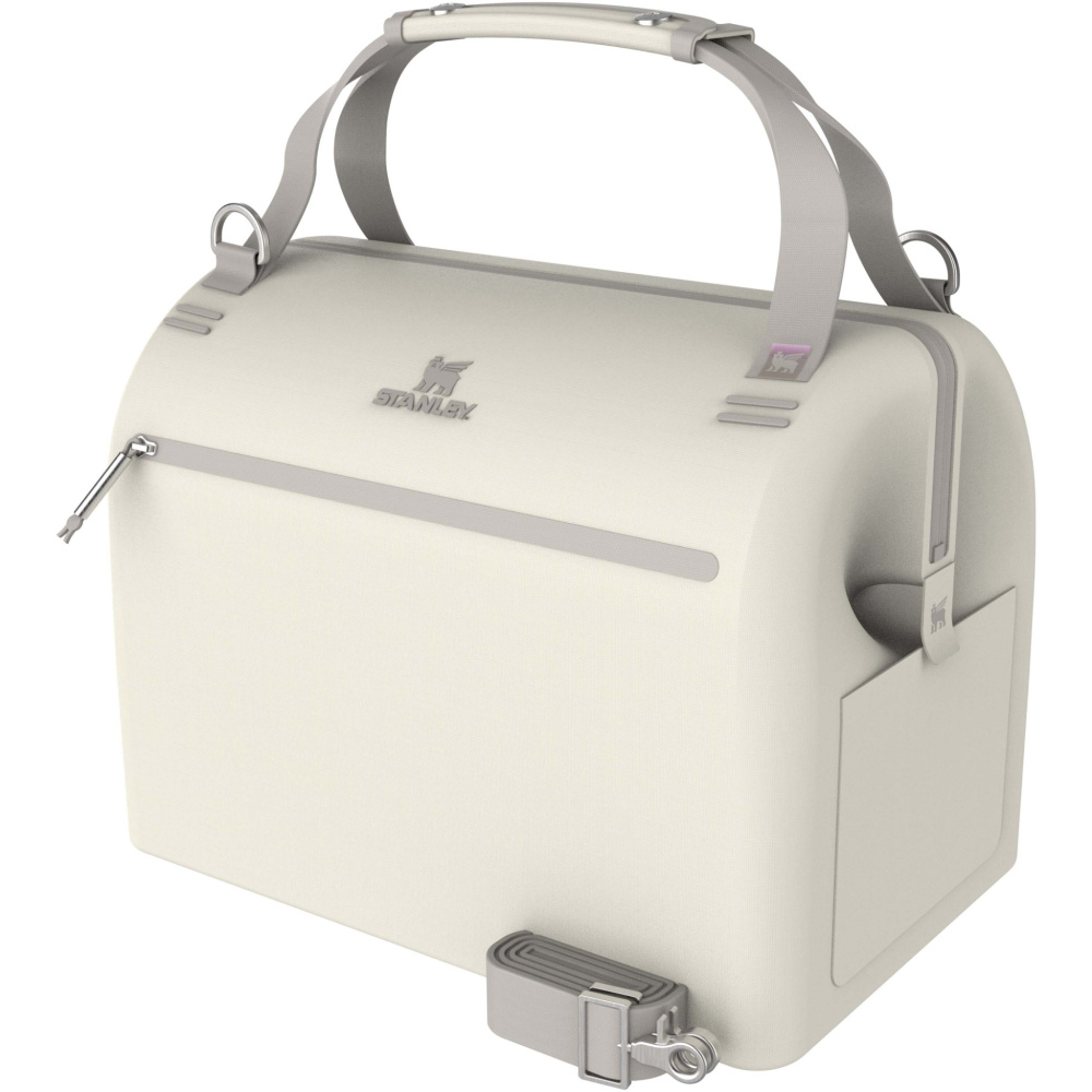 Logotrade Logogeschenke das Foto: Stanley All-Day Julienne Max Kühltasche für 20 Dosen aus recyceltem Material