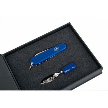 Logotrade promotional giveaways photo of: Elegant giftset in blue colour  8GB	color blue