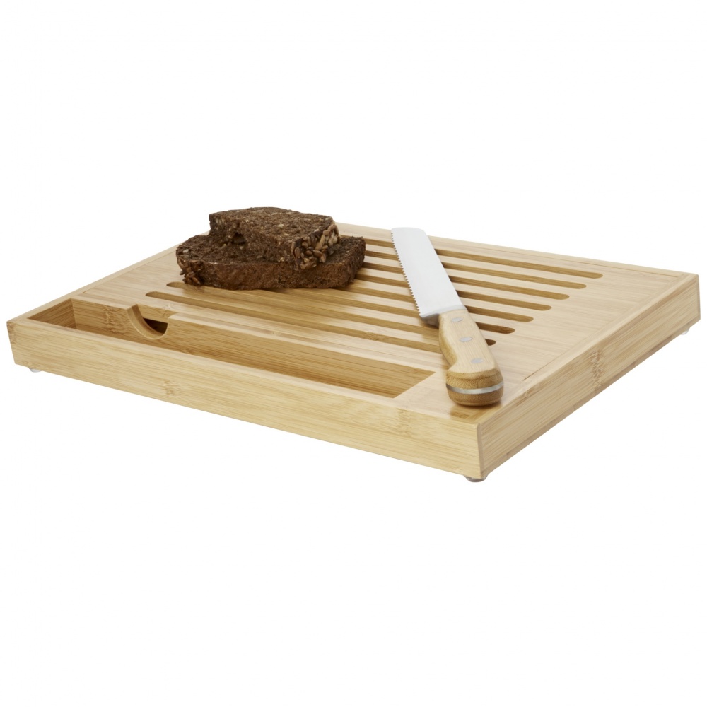 Logotrade advertising products photo of: Pao bamboo cutting board with knife