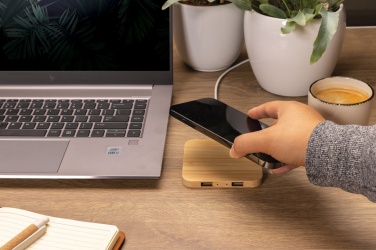 Logo trade promotional items image of: Bamboo 10W wireless charger with USB