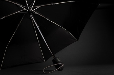 Logotrade corporate gift image of: Swiss Peak AWARE™ Traveller 21” automatic umbrella