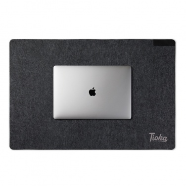 Logotrade promotional giveaway image of: VINGA Albon GRS recycled felt desk pad