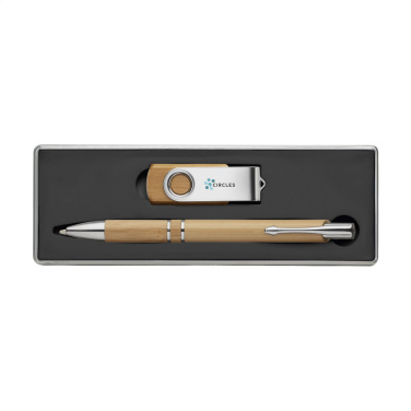 Logo trade business gift photo of: Bamboo Connect Giftset 8 GB