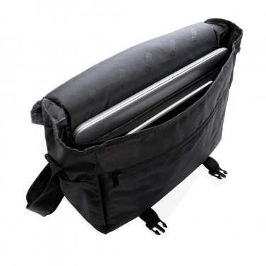 Logotrade reklaamkingi foto: Reklaamkingitus: Swiss Peak RFID 15" laptop messenger bag PVC free, black