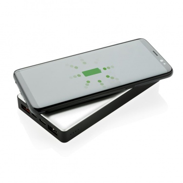 Logotrade ärikingi foto: Reklaamtoode: 10.000 mAh Powerbank with PD and Wireless charger, silver