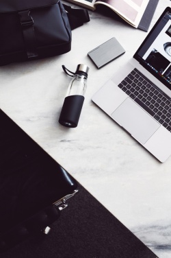 Logo trade reklaamtoote pilt: Vinga klaasist Lean klaasist veepudel