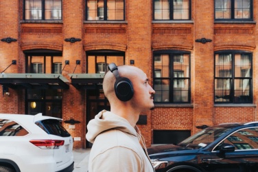 Logotrade reklaamkingid pilt: Irvine RCS taaskasutatud ja parandatavad ANC juhtmevabad kõrvaklapid