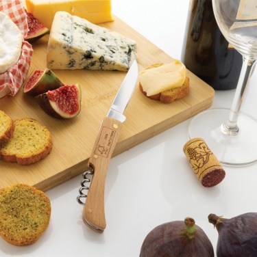 Logotrade reklaamkingituse foto: Puidust nuga pudeliavajaga