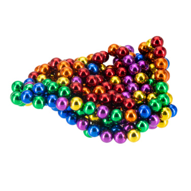 Logotrade firmakingituse foto: Neocube magnetkuulid