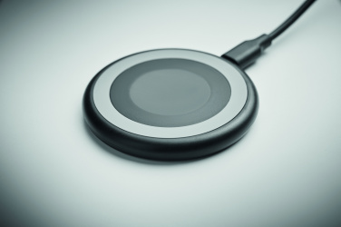 Logotrade ärikingitused pilt: WERLIES 3-ühes juhtmevaba laadija 15W