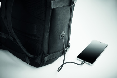 Logotrade firmakingitused pilt: Salongisuuruses käsipagasi seljakott