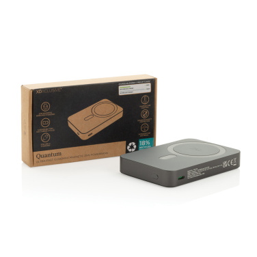 Logotrade reklaamtoote foto: Quantum RCS ülikiire 10 000 mAh magnetiline 25W varupatarei