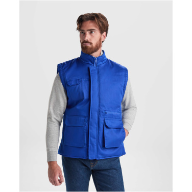 Logotrade ärikingitused pilt: Amanzori kõrge kaelusega vest