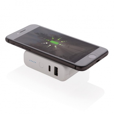 Logotrade mainoslahja ja liikelahja kuva: Firmakingitus: 5.000 mAh wireless charging 5W powerbank, white