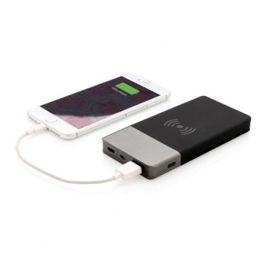 Logotrade liikelahja mainoslahja kuva: Ärikingitus: 5.000 mAh Soft Touch Wireless 5W Charging Powerbank
, grey