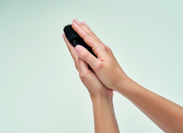 Logotrade biznesa dāvanas foto: Roku sildītājs adīts poliesters