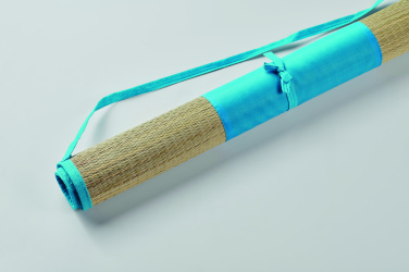 Logotrade korporatīvās dāvanas foto: Dabīgs salmu pludmales paklājiņš