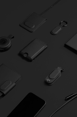 Logotrade korporatīvās dāvanas foto: VINGA Baltimore RCS pases vāks ar meklētāju (divkāršu)