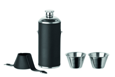 Логотрейд pекламные подарки картинка: Hip flask with shot cups