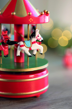 Лого трейд бизнес-подарки фото: Mini carousel music box