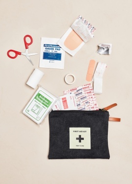 Logotrade profilprodukter bild: VINGA Asado first aid kit