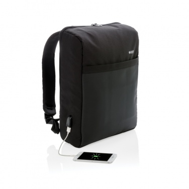 Logotrade presentreklam bild: Swiss Peak 15" stöldskyddad RFID & USB-ryggsäck, PVC-fri