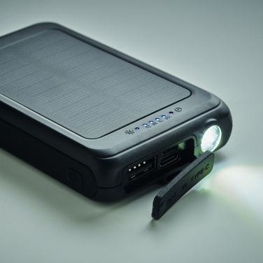 Logotrade kampanjprodukter bild: Powebank solcell 5000 mAh