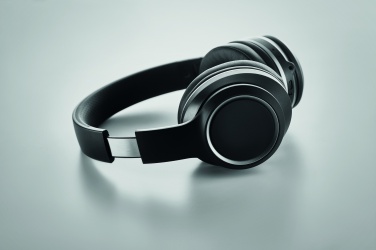 Logotrade reklamprodukter bild: ANC headphone and pouch