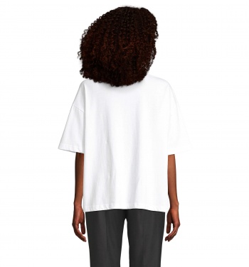 Logotrade profilprodukter bild: BOXY WOMEN OVERSIZE T-SHIRT