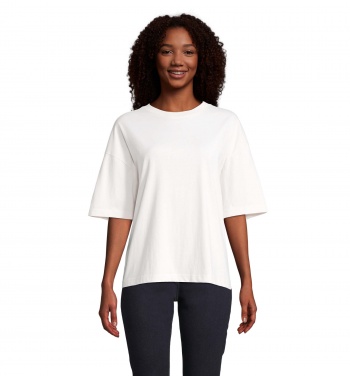 Logotrade kampanjprodukter bild: BOXY WOMEN OVERSIZE T-SHIRT