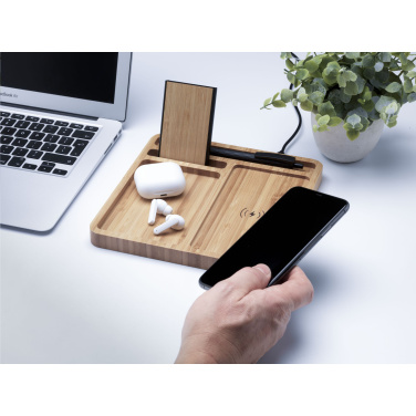 Logotrade kampanjprodukter bild: Bamboo Organizer laddare