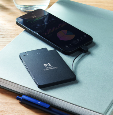 Logotrade profilprodukter bild: Magnetisk powerbank 2500 mAh