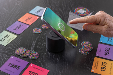 Logotrade reklamprodukter bild: Magpulse RCS återvunnen plast 3W högtalare med magnetisk hål