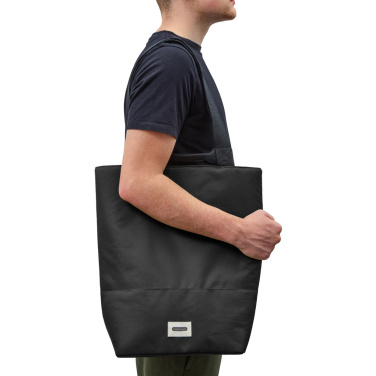 Logotrade kampanjprodukter bild: Black+Blum 16L Isolerad Tote-/Kylväska
